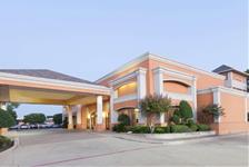 Days Inn by Wyndham Irving Grapevine DFW Airport North - Irving, TX