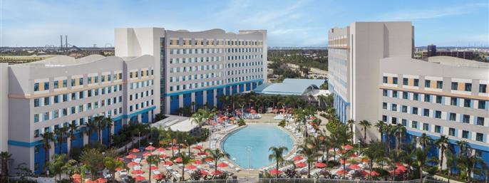 Universal's Endless Summer Resort - Surfside Inn and Suites in Orlando, Florida