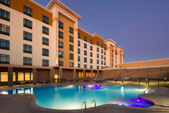 Outdoor pool at Courtyard by Marriott Dallas DFW Airport North/Grapevine, TX.