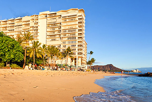 Waikiki Shore in Honolulu Oahu, Hawaii