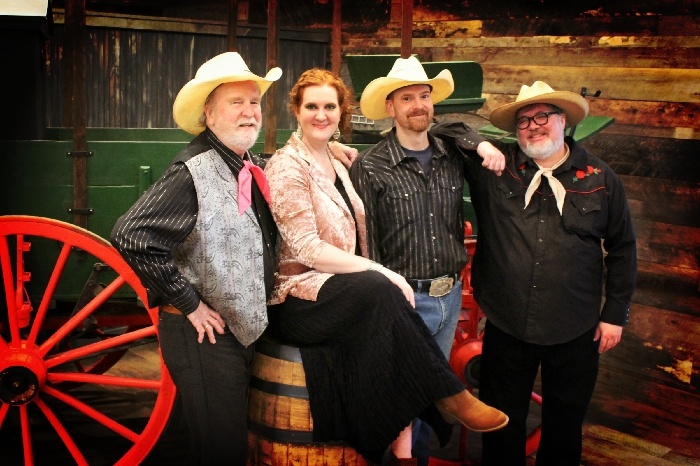 Christmas On The Trail Chuckwagon Dinner Show 2022 The Chuckwagon Dinner Show Tickets - Branson, Mo | Tripster