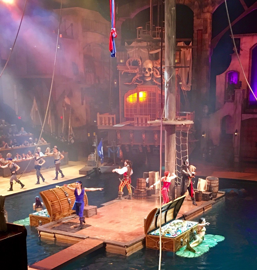 pirates voyage in pigeon forge